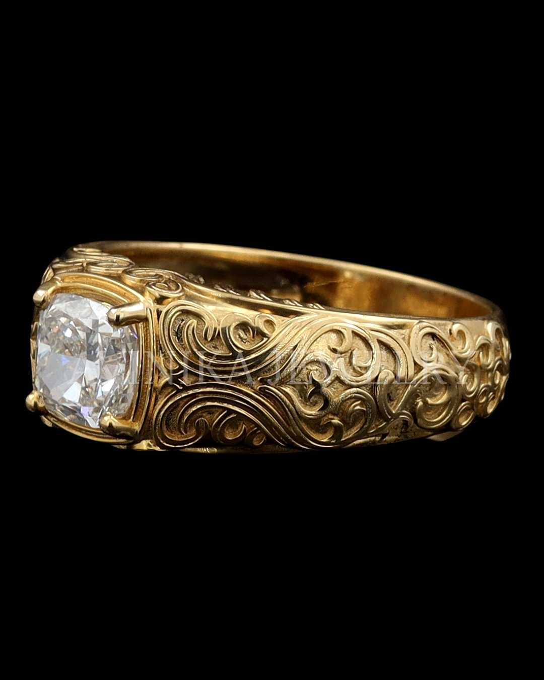 18k Gold Cushion Cut lab Diamond Ring for men