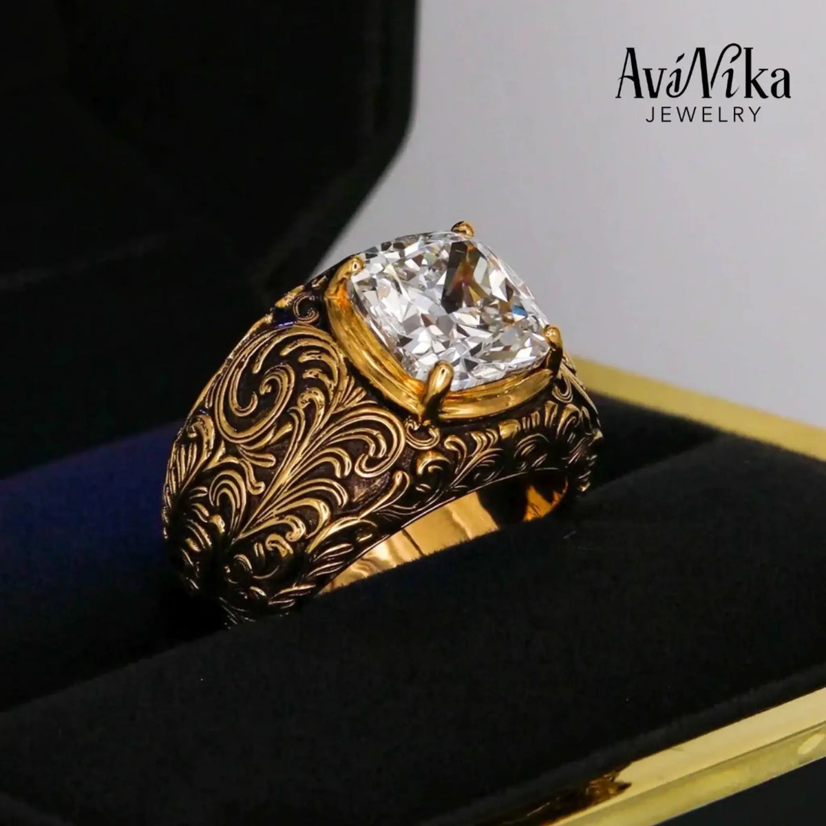 The Maharaja's Legacy Ring with Natural Diamond for Men